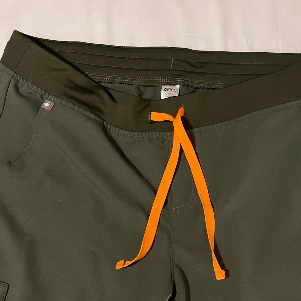 LIMITED EDITION figs Zamora hunter green with orange tie jogger scrub pants